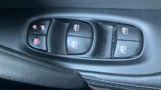 Nissan Qashqai 1.3 DiG-T Acenta Premium 5dr Petrol Hatchback